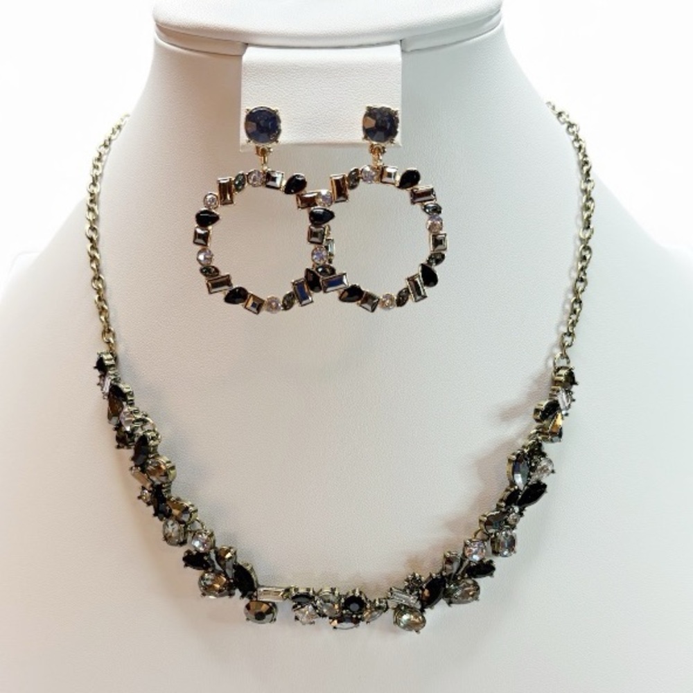 NWT Simply Noir Black & Smoky Stone Statement Jewelry Set (Avon)